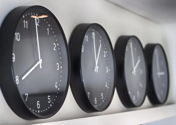 努克旅馆 旅馆 蓬塔德尔加达