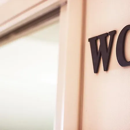 Hostel The Nook Πόντα Ντελγκάντα