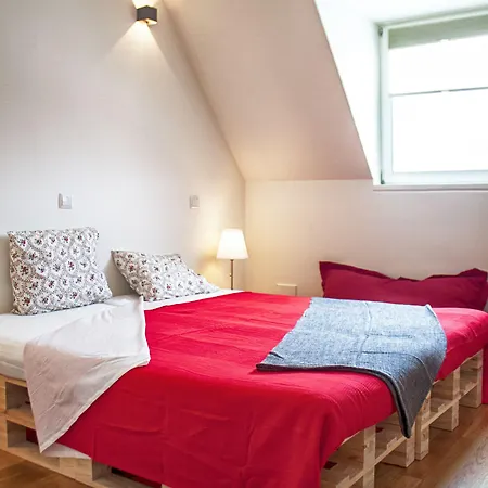 Hostel The Nook *